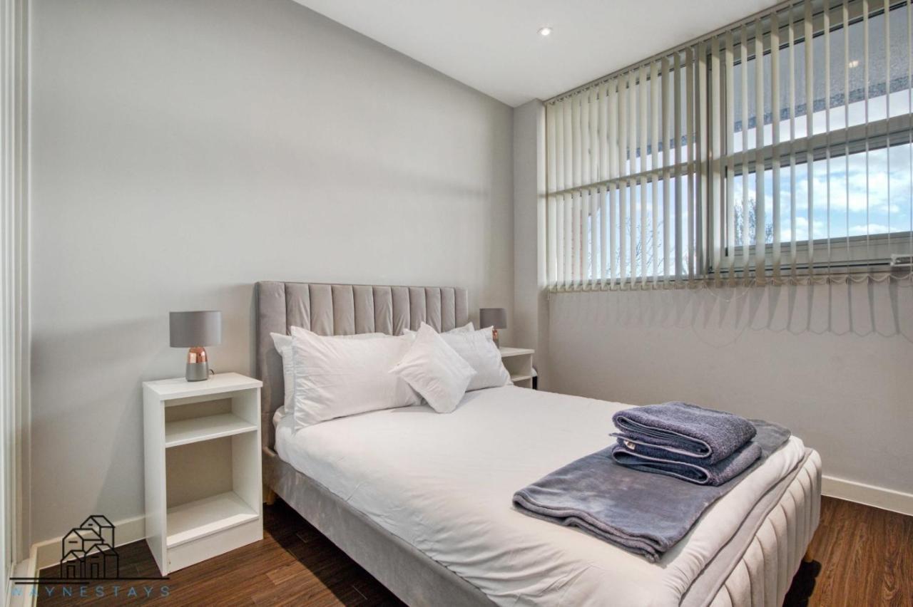 Appartement Cosy 1-bed By Heathrow Airport Londen